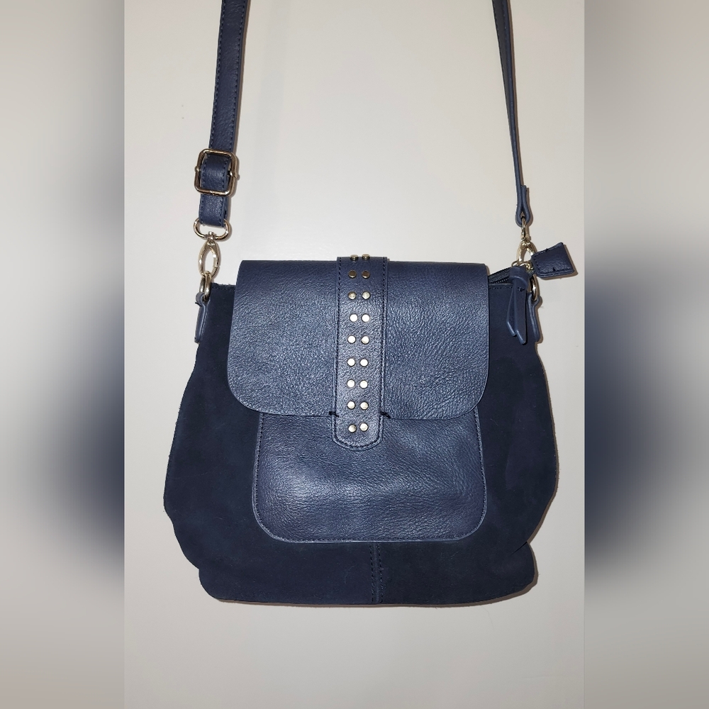 Stylish Navy Leather Crossbody Bag